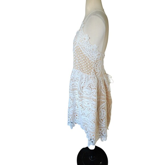 Two Sisters The Label Coquette Eyelet Mini Dress Womens Size 10 White Annabelle - Picture 3 of 9